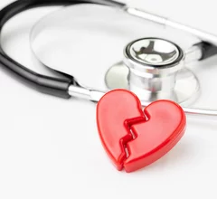 broken heart stethoscope Takotsubo syndrome 