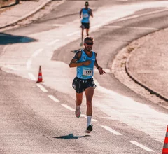 two runners