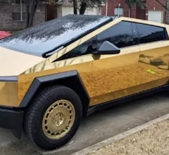 Gold-plater Tesla Cybertruck