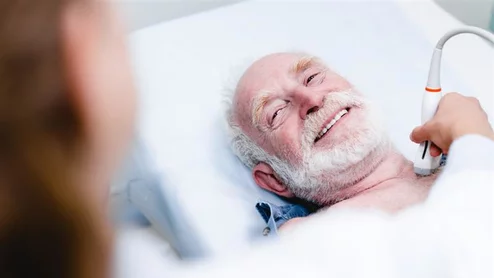 ultrasound old man senior bedside imaging POCUS