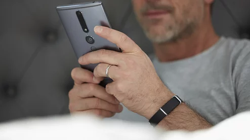 aktiia hilo band cuffless blood pressure monitor