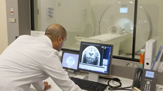 7t-mri-reem-itani-scan-web-824x549.jpg