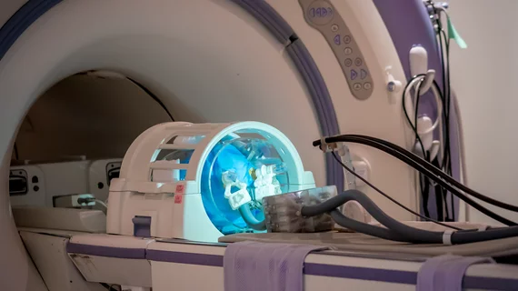 robot_in_mri_1.png
