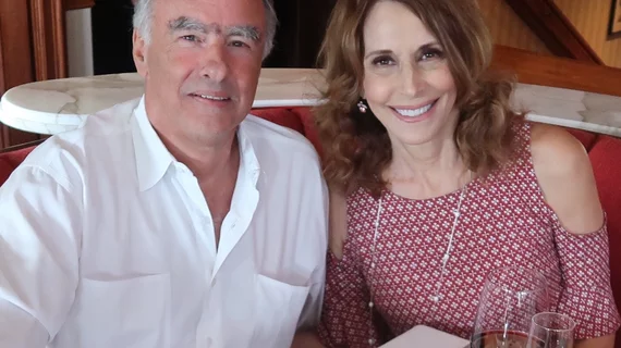 joe_with_nancy_img_1624.jpg