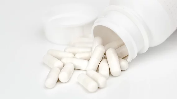 medicine-4097308_960_720.jpg