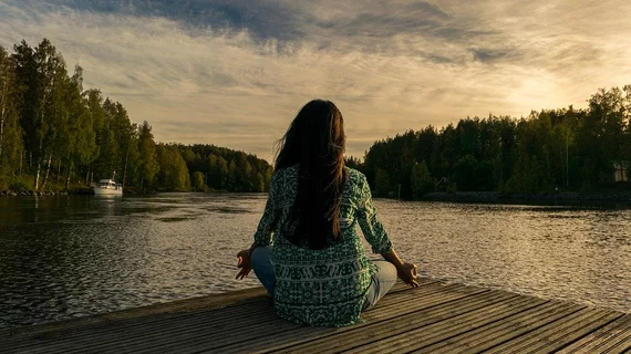 yoga-2176668_960_720.jpg