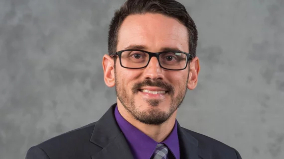 daniel_ortiz_headshot_2.jpg