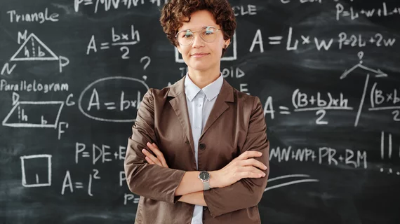 chalkboard_calculation_teacher.jpg