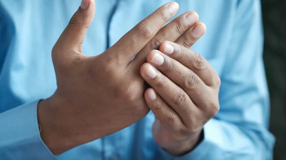 arthritis_hand.jpg