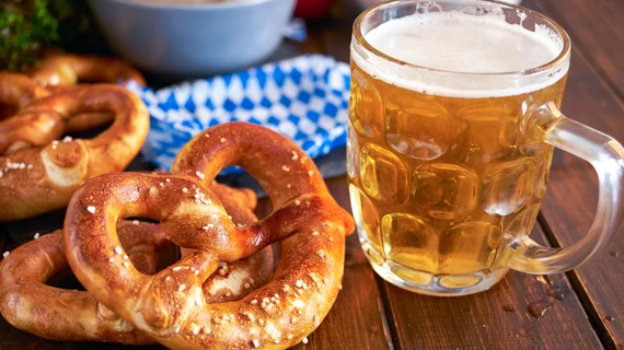 Oktoberfest beer pretzel germany munich