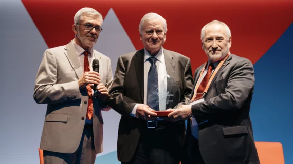 Cardiologist Valentin Fuster, MD, PhD, received the World Heart Federation’s 2024 Lifetime Achievement Award Saturday, May 25, during the ninth annual World Heart Summit in Geneva, Switzerland. 