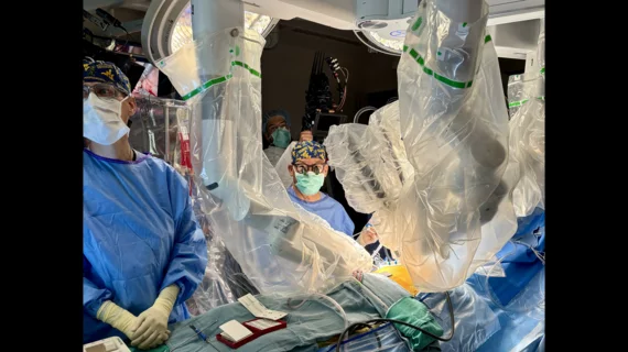 Specialists with the WVU Heart and Vascular Institute perform a robotic aortic valve replacement procedure. Image courtesy of the WVU Heart and Vascular Institute.